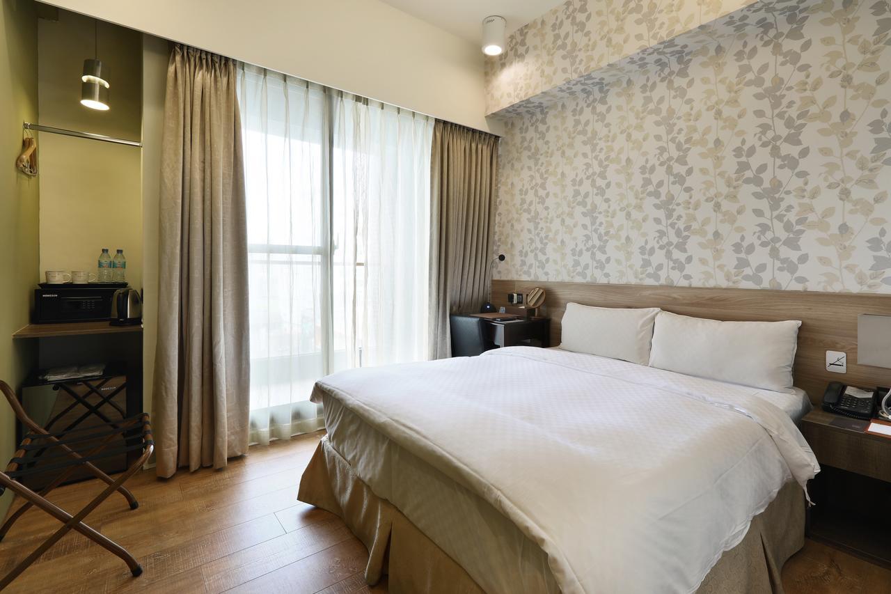 Kun Hotel Taichung Exterior foto