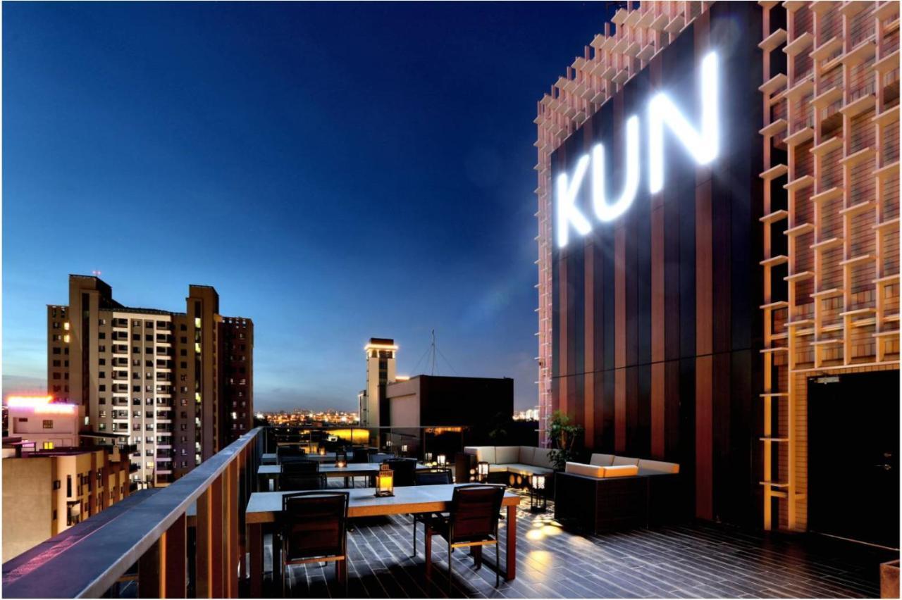 Kun Hotel Taichung Exterior foto